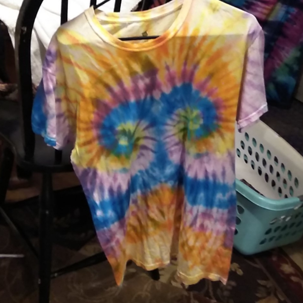 TYE-DYED TSHIRT HANDMADE